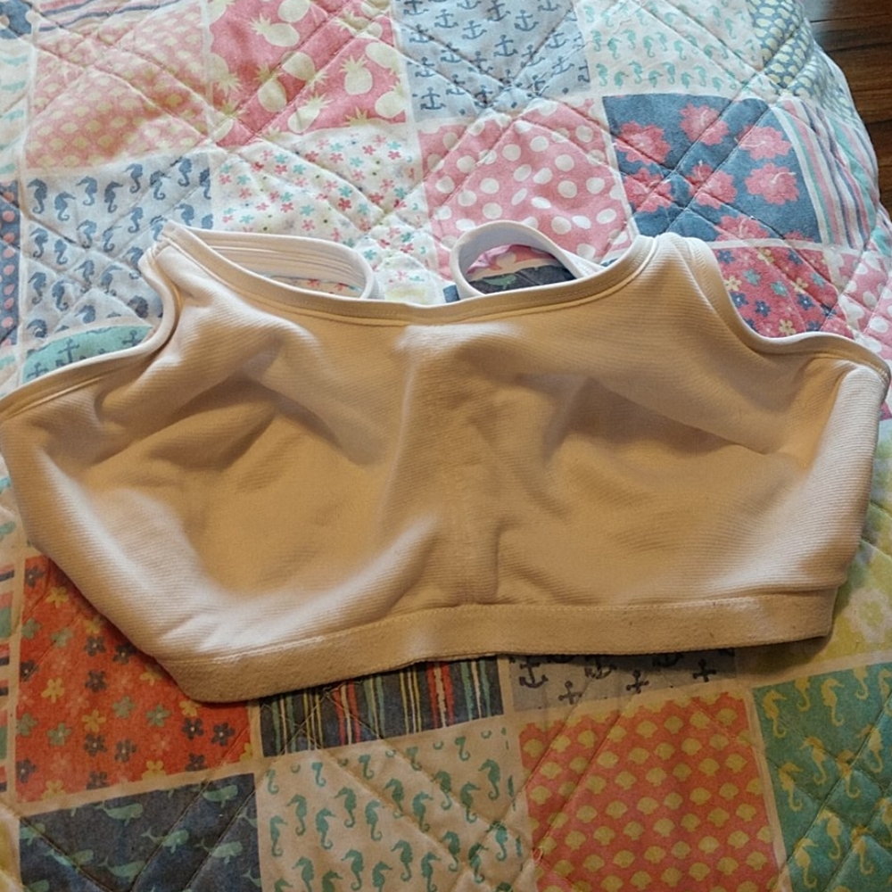 2 Sport's Bra's - Picture 10 of 11